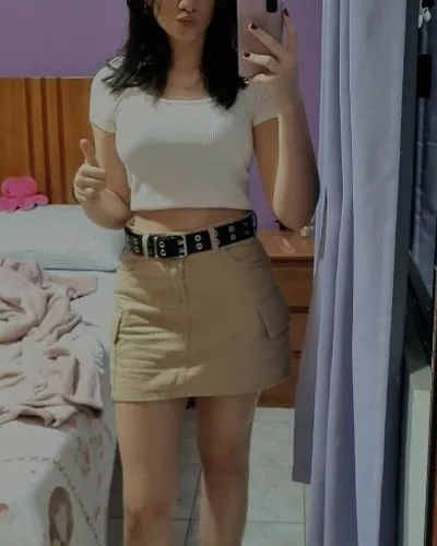 Esha Khan